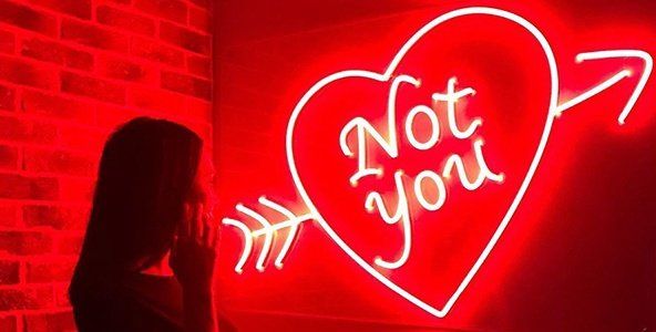 custom-neon-signs.jpg