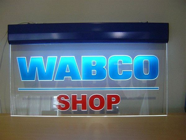 Интерьерная реклама для табачного магазина. Акрилайт.