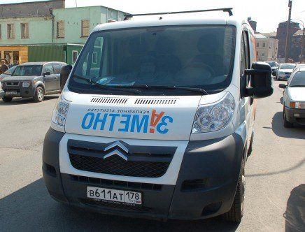Оклейка фургона "Заметно"